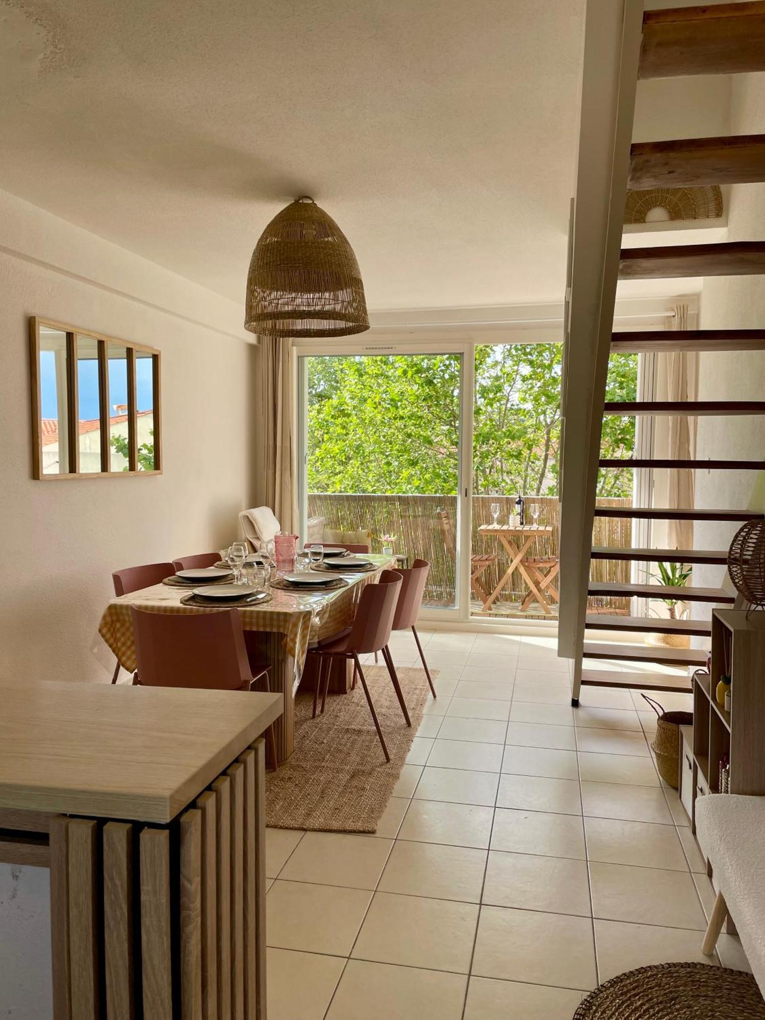 Superbe Duplex Refait A Neuf ! Διαμέρισμα Ιέρ Εξωτερικό φωτογραφία